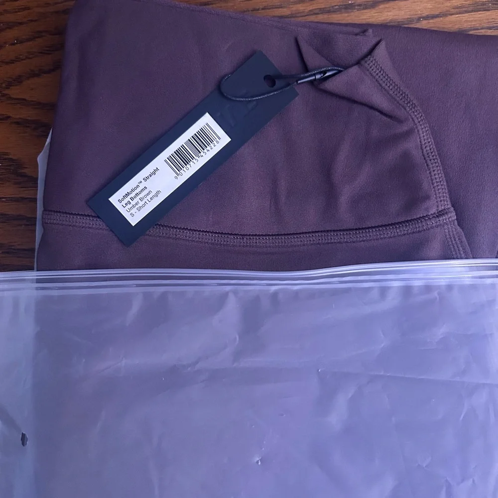 Oner Active Straight Leg pants - small SHORT - Picture 4 of 4